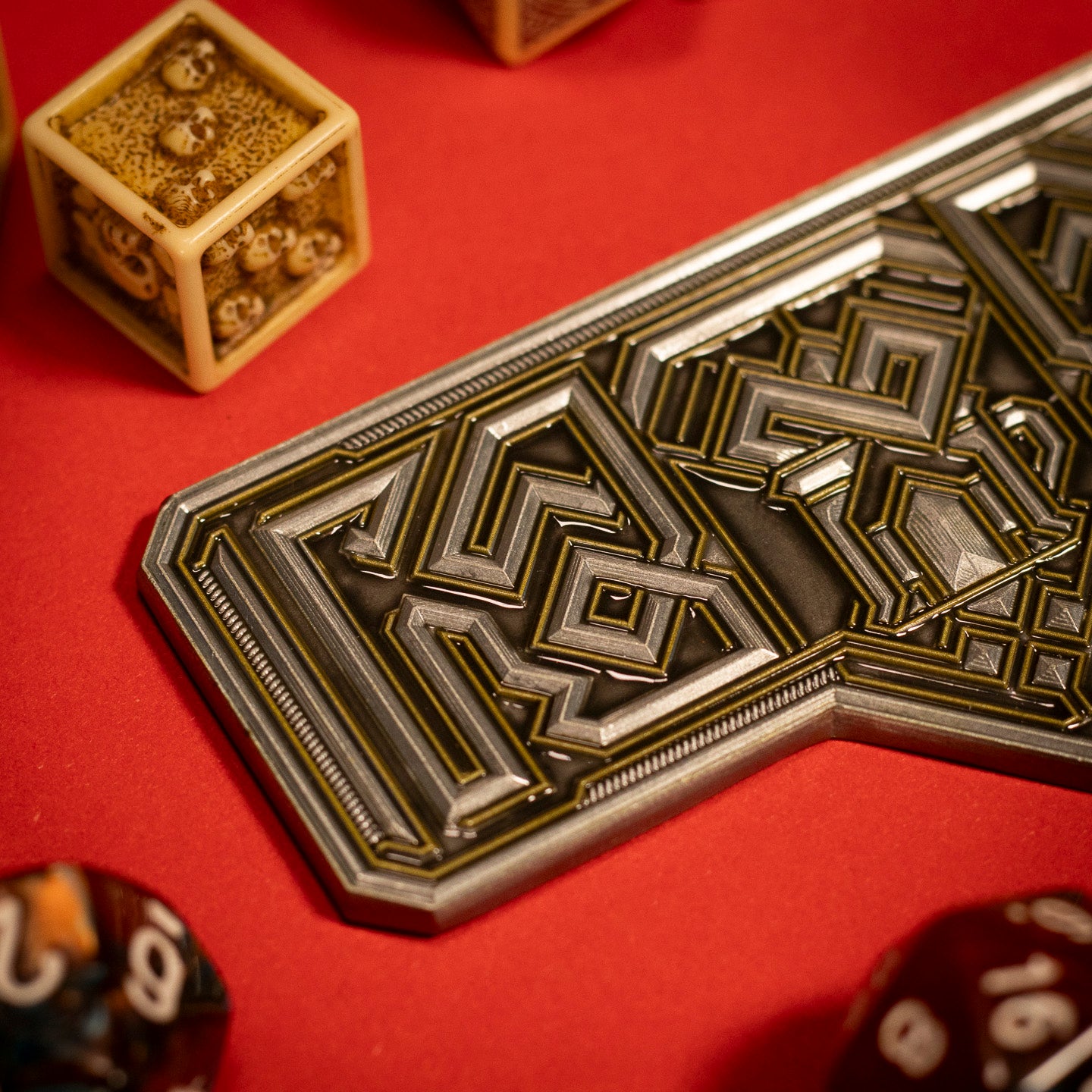 Dungeons & Dragons Forgotten realms Mithral Hall crest metal replica from Fanattik