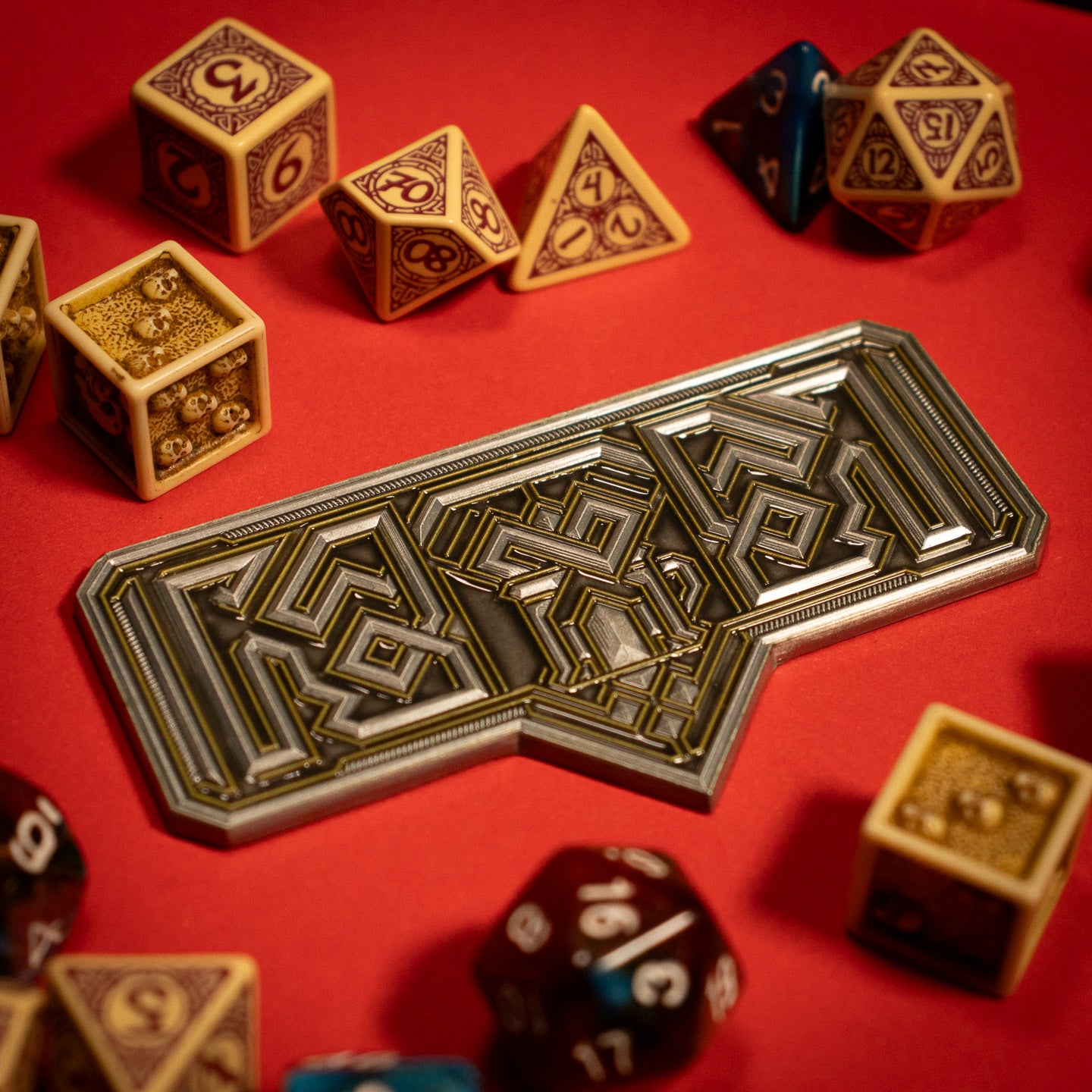 Dungeons & Dragons Forgotten realms Mithral Hall crest metal replica from Fanattik