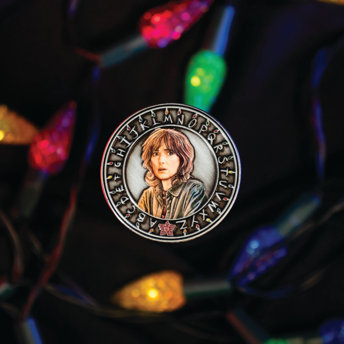 Stranger Things Will and Joyce Collectible Coin Lifestyle Face Ariel