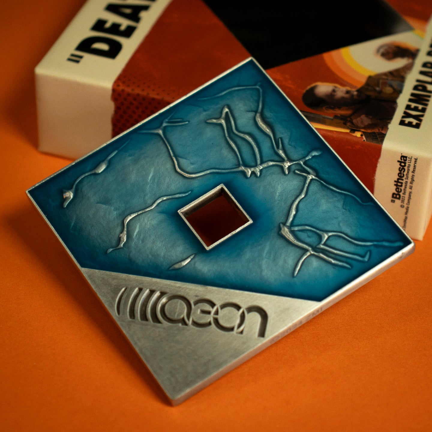 Deathloop Limited Edition Personal Trinket Medallion and Art Card