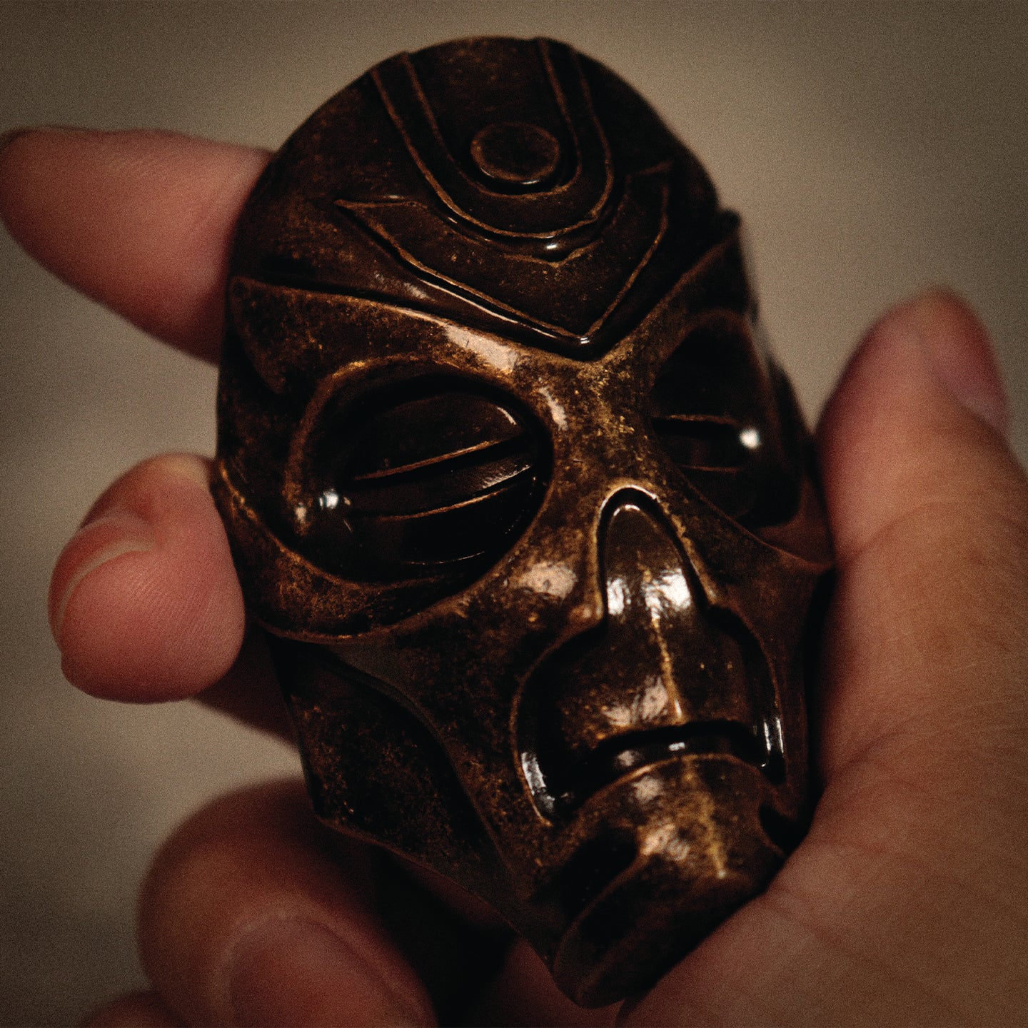 The Elder Scrolls V: Skyrim Nahkriin Dragon Priest Mask Replica