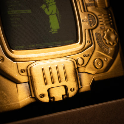 Fallout - Pip-Boy Limited Edition Lenticular Ingot – Mysterious Stranger Variant