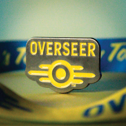 Fallout – Vault-Tec Overseer Lanyard and Pin Set