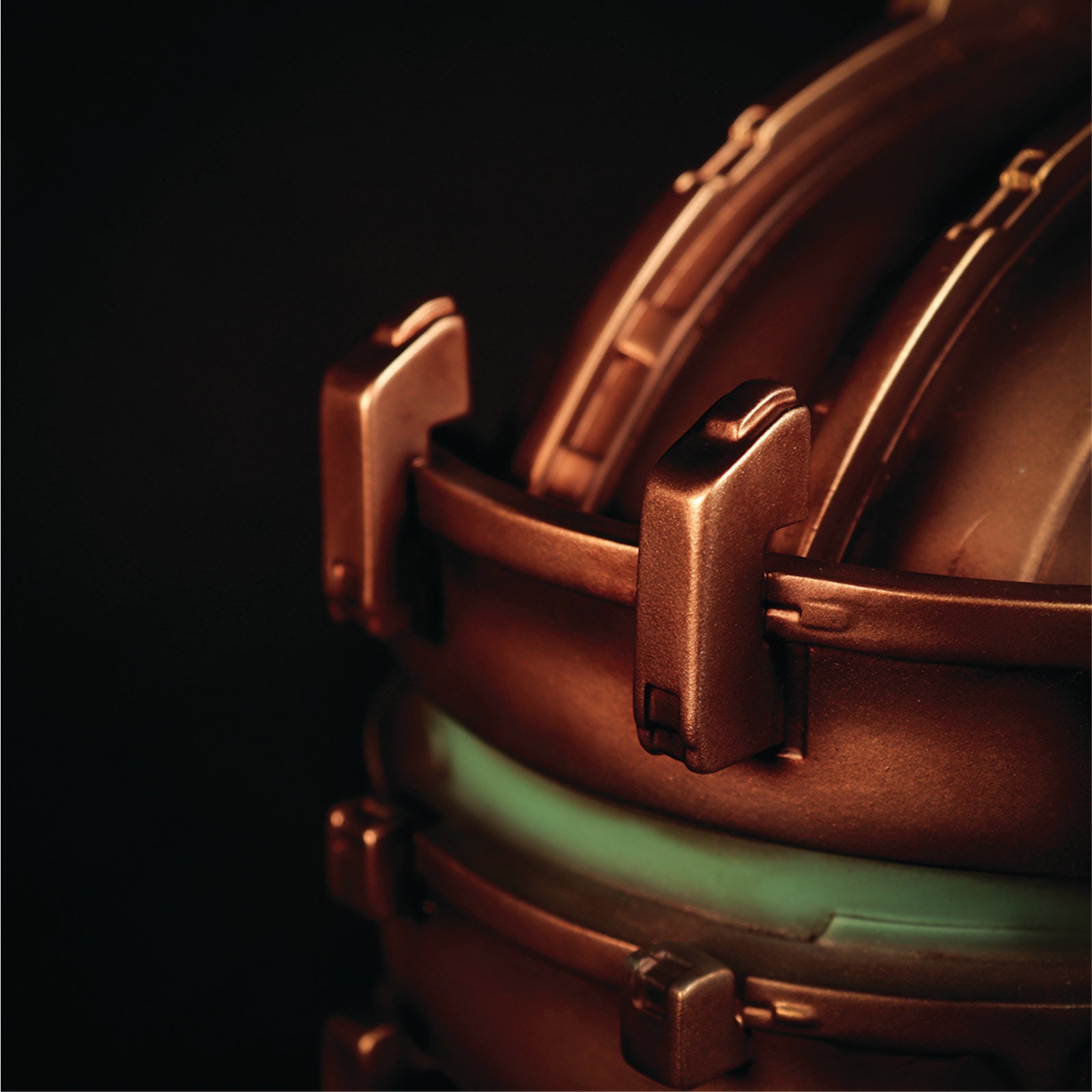 Dead Space Isaac Helmet Replica