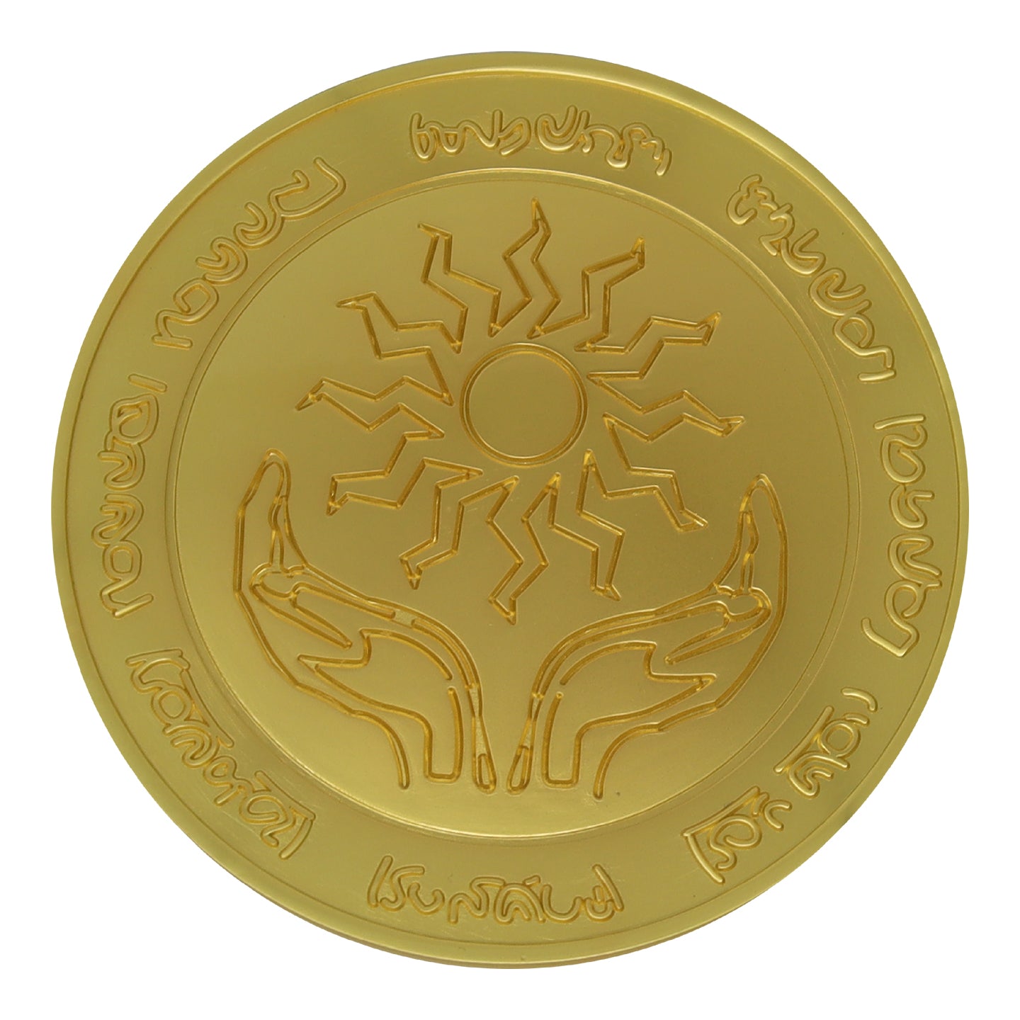 Dungeons & Dragons 24k Gold Plated Amulet of Health Medallion Close Up