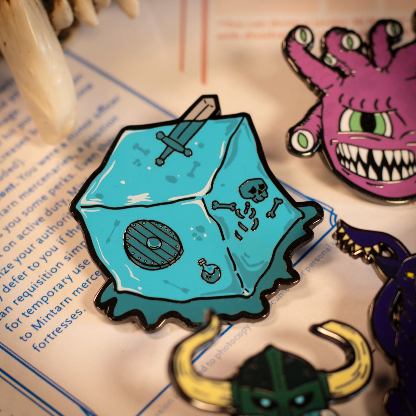 Dungeons & Dragons 50th Anniversary Mystery Pin Badge CDU Containing 12 Blind Boxes