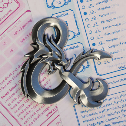 Dungeons & Dragons Limited Edition Ampersand Medallion Ariel Lifestyle 