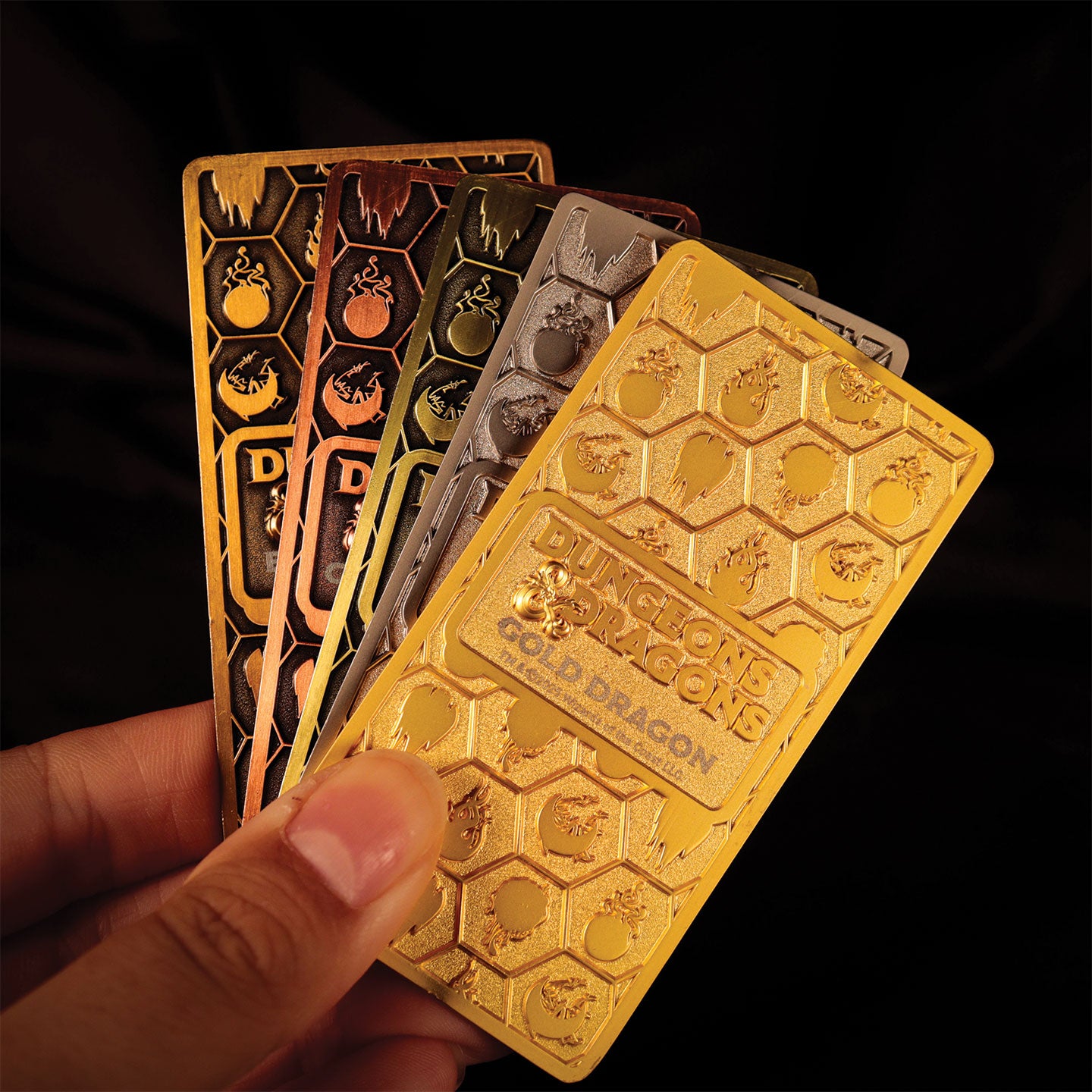 Dungeons & Dragons – Metallic Dragons 5 Piece Ingot Set
