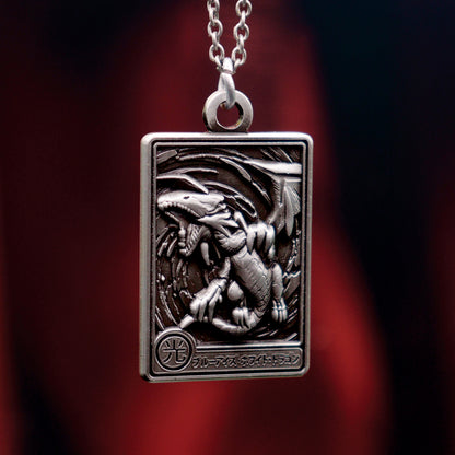 Yu-Gi-Oh! Blue eyes white dragon collectible metal necklace from Fanattik