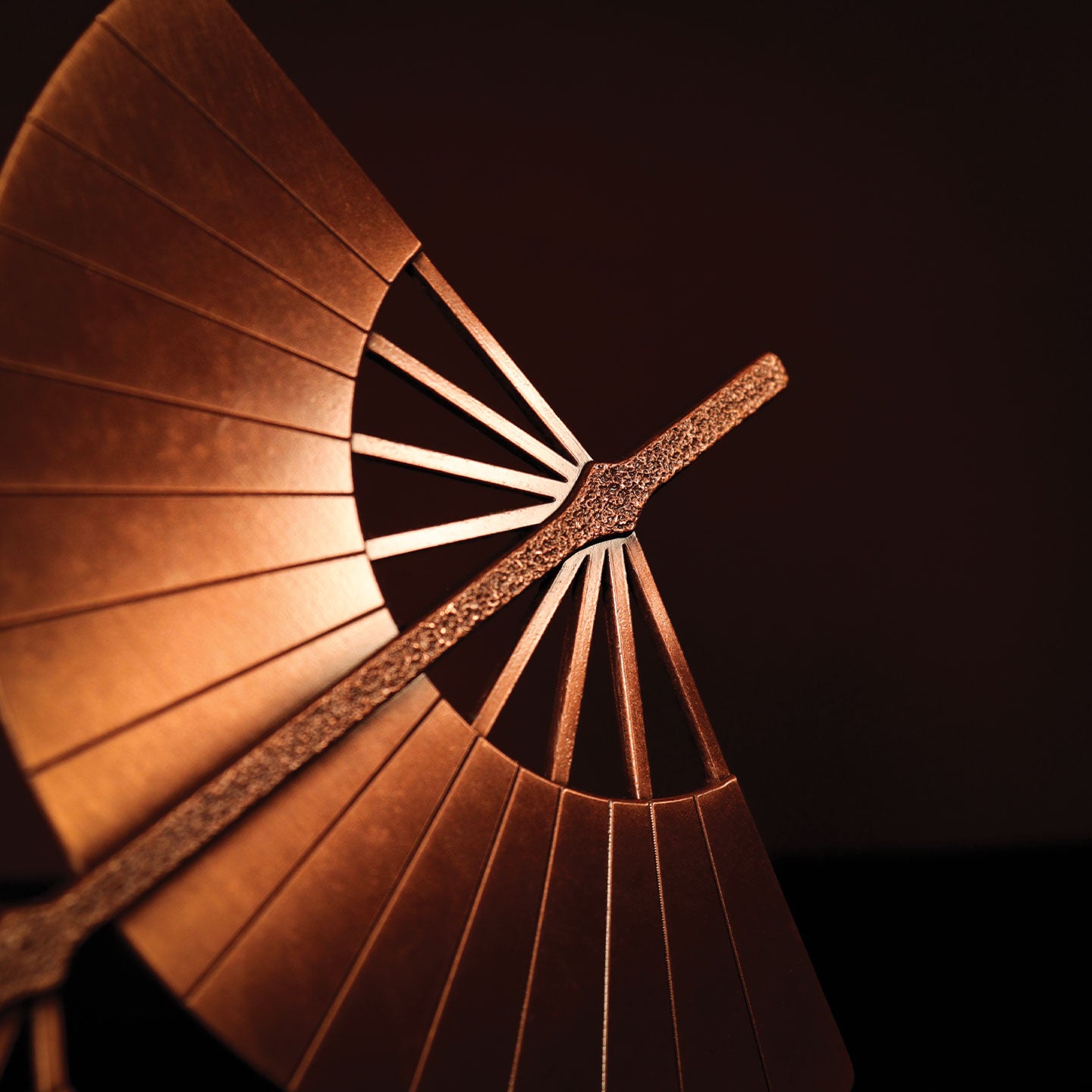 Avatar: The Last Airbender - Aang’s Glider Mini Metal Replica