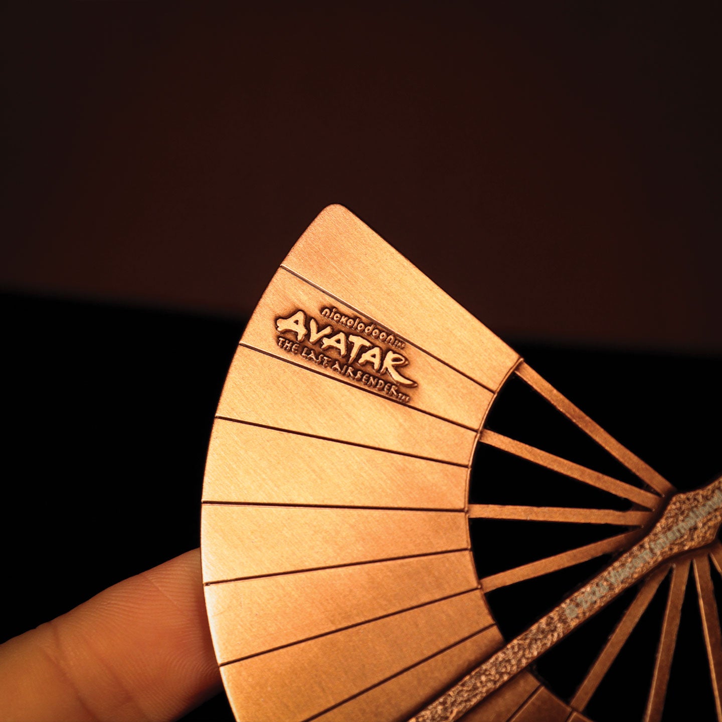 Avatar: The Last Airbender - Aang’s Glider Mini Metal Replica