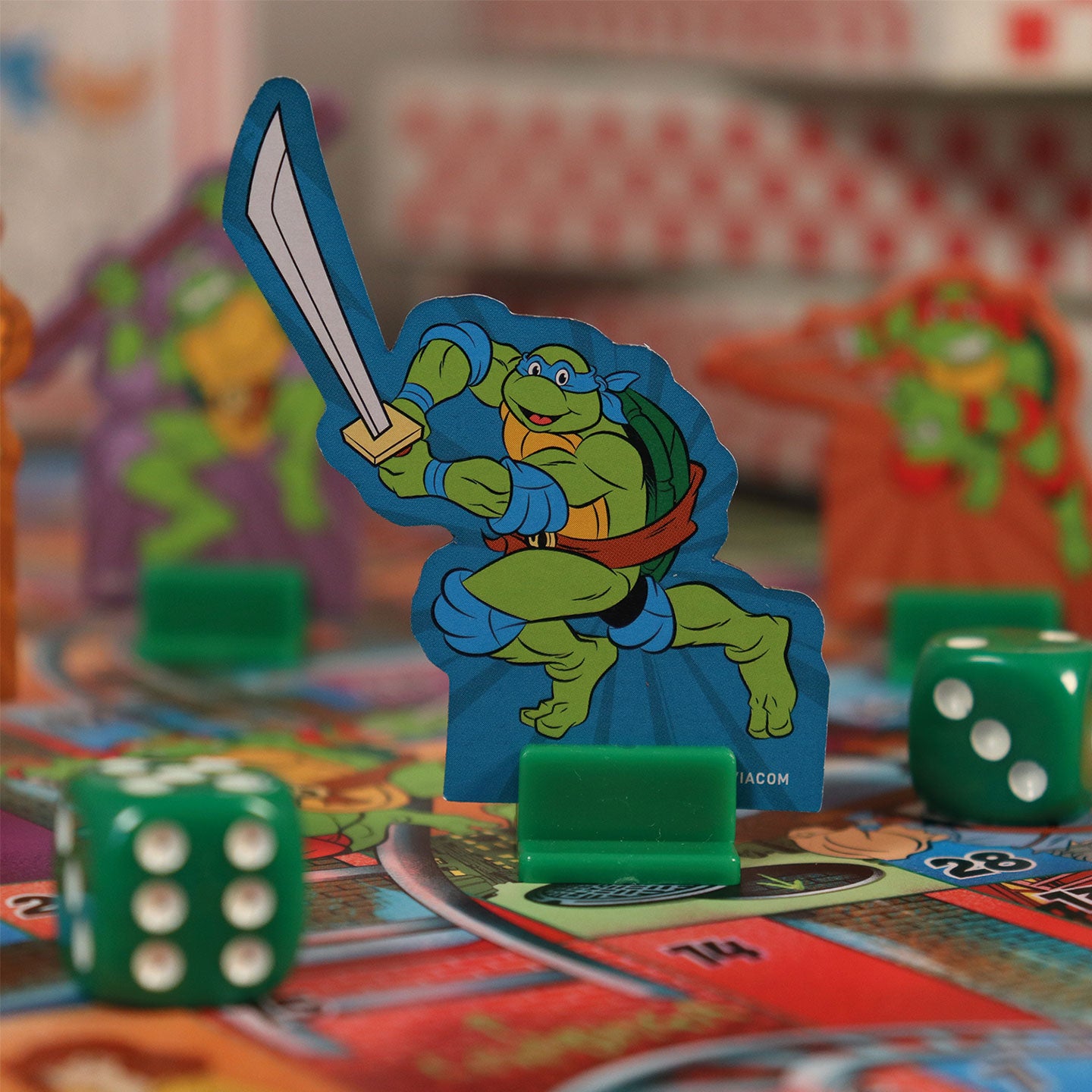 Teenage Mutant Ninja Turtles Sewers & Ladders Board Game