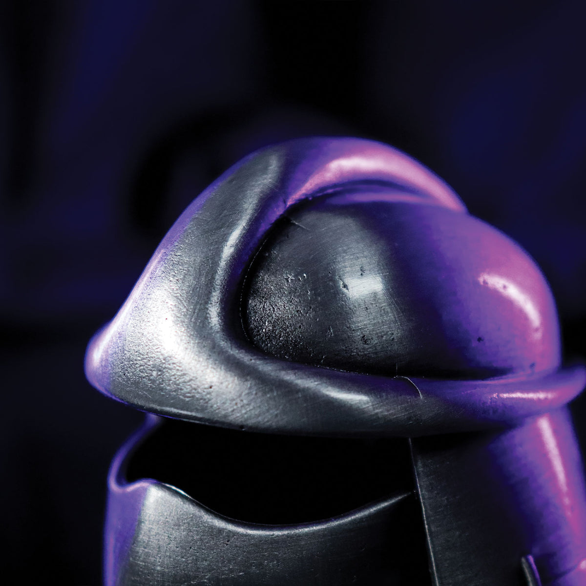 Teenage Mutant Ninja Turtles – Limited Edition Shredder’s Helmet Miniature Replica